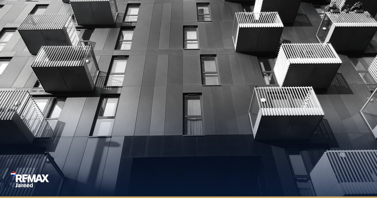 رسم بياني يوضح علاقة سعر صرف الدولار مقابل الجنيه المصري بأسعار العقارات في القاهرة