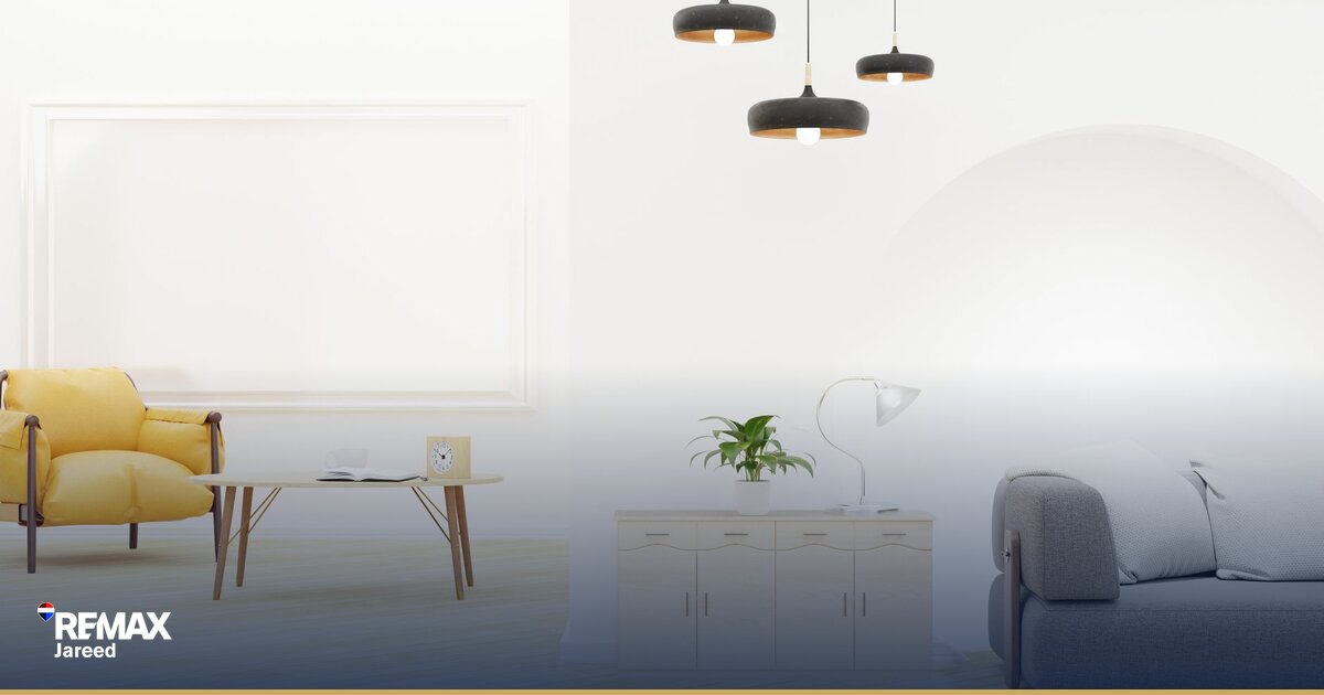 مدخل شقة حديثة بإضاءة طبيعيّة وتصميم نظيف في الشيخ زايد — يُظهر كيف يُكوّن المشتري انطباعه الأول