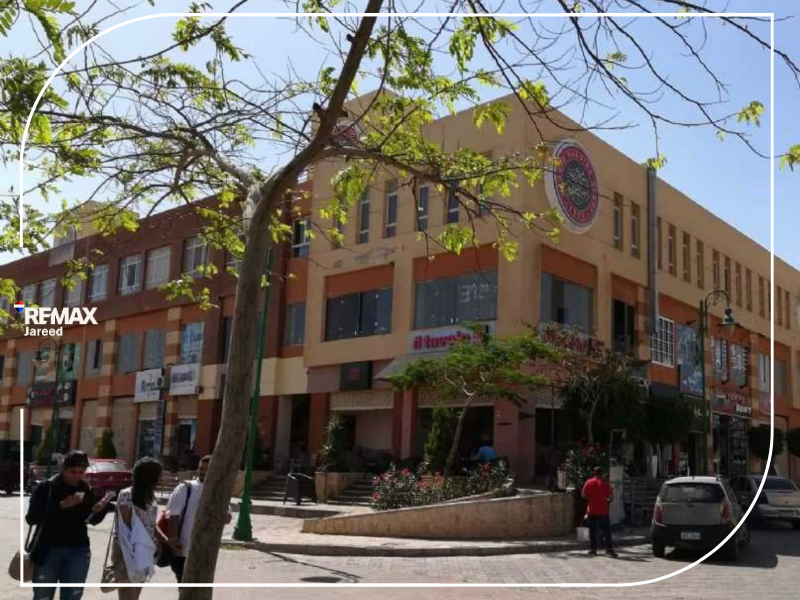 office for rent - al moaez mall — صورة 8