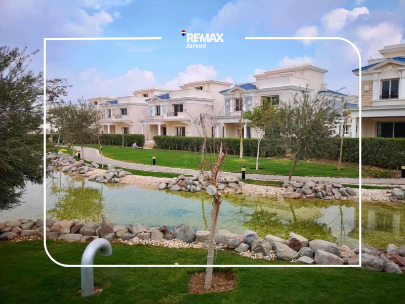 I villa roof in Mountain view october park — صورة 3