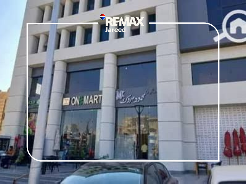 Silver mall — صورة 15