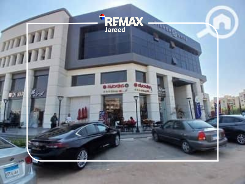 Silver mall — صورة 16
