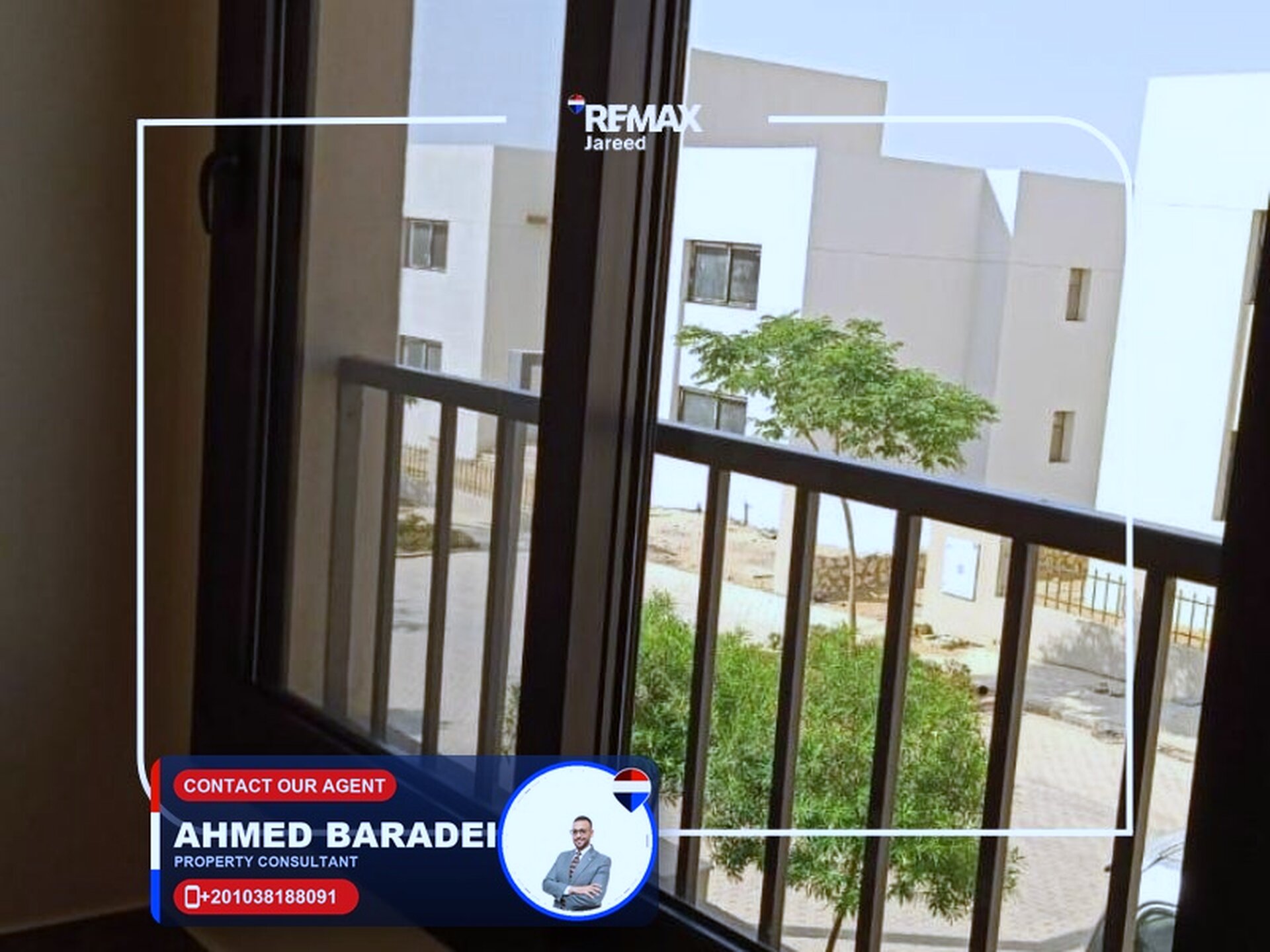 Townhouse for rent in O West Orascom Compound, prime location — Photo 1