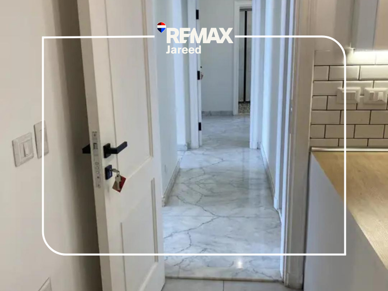 Fully finished apartment with kitchen and Acs in Westown sodic — صورة 12