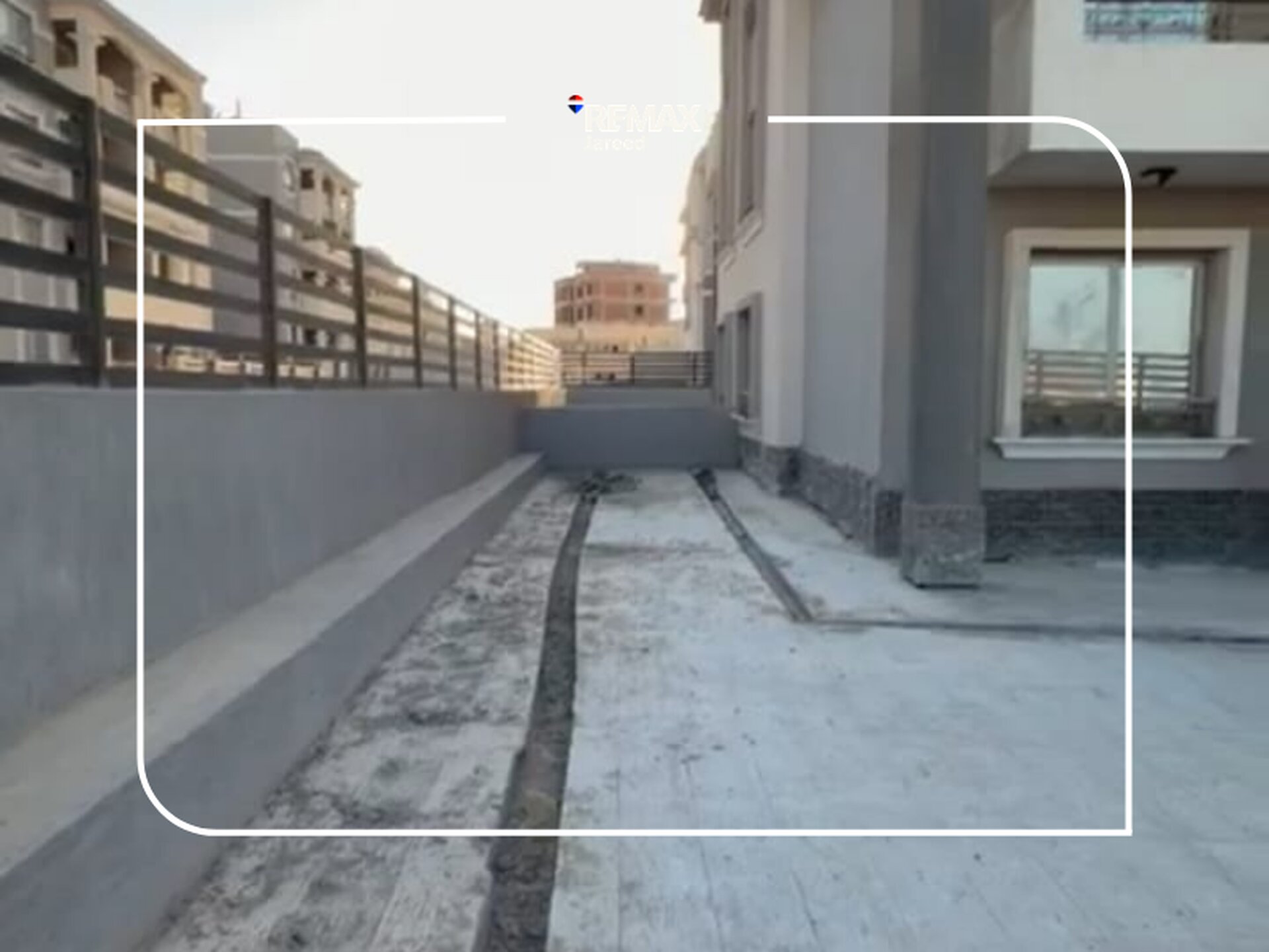 Ground floor+Garden with a land share — صورة 10