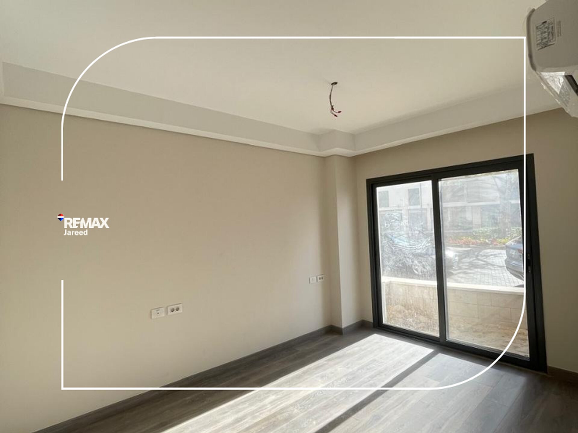 Zed West Ground floor + private garden — صورة 2