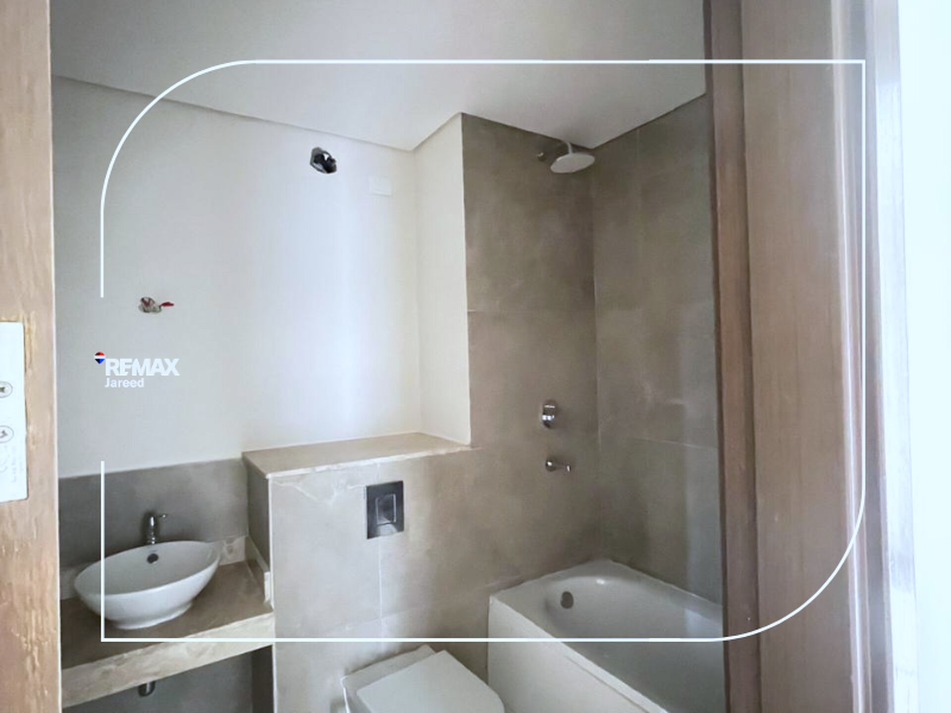 Zed West Ground floor + private garden — صورة 5