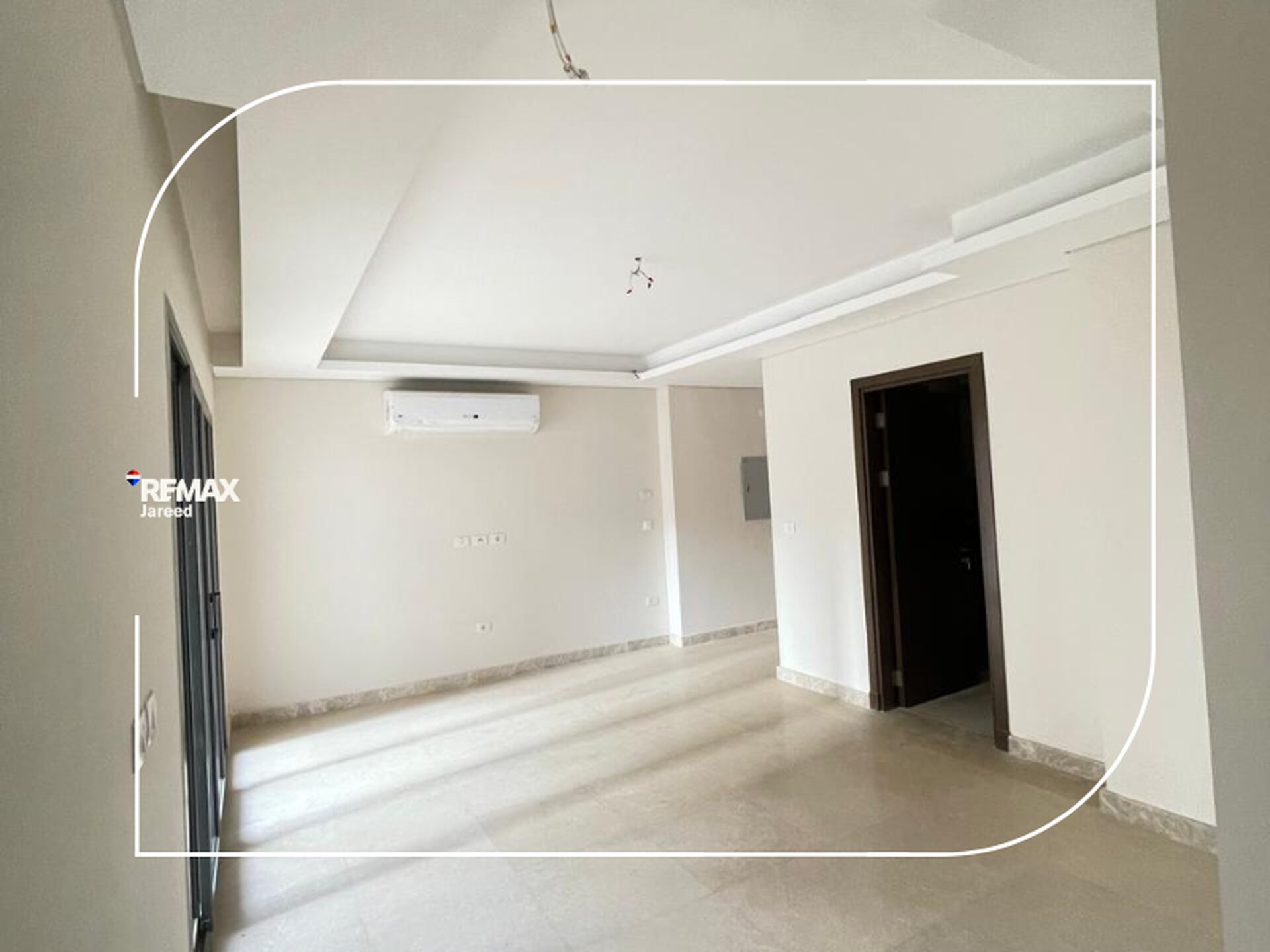 Zed West Ground floor + private garden — صورة 6
