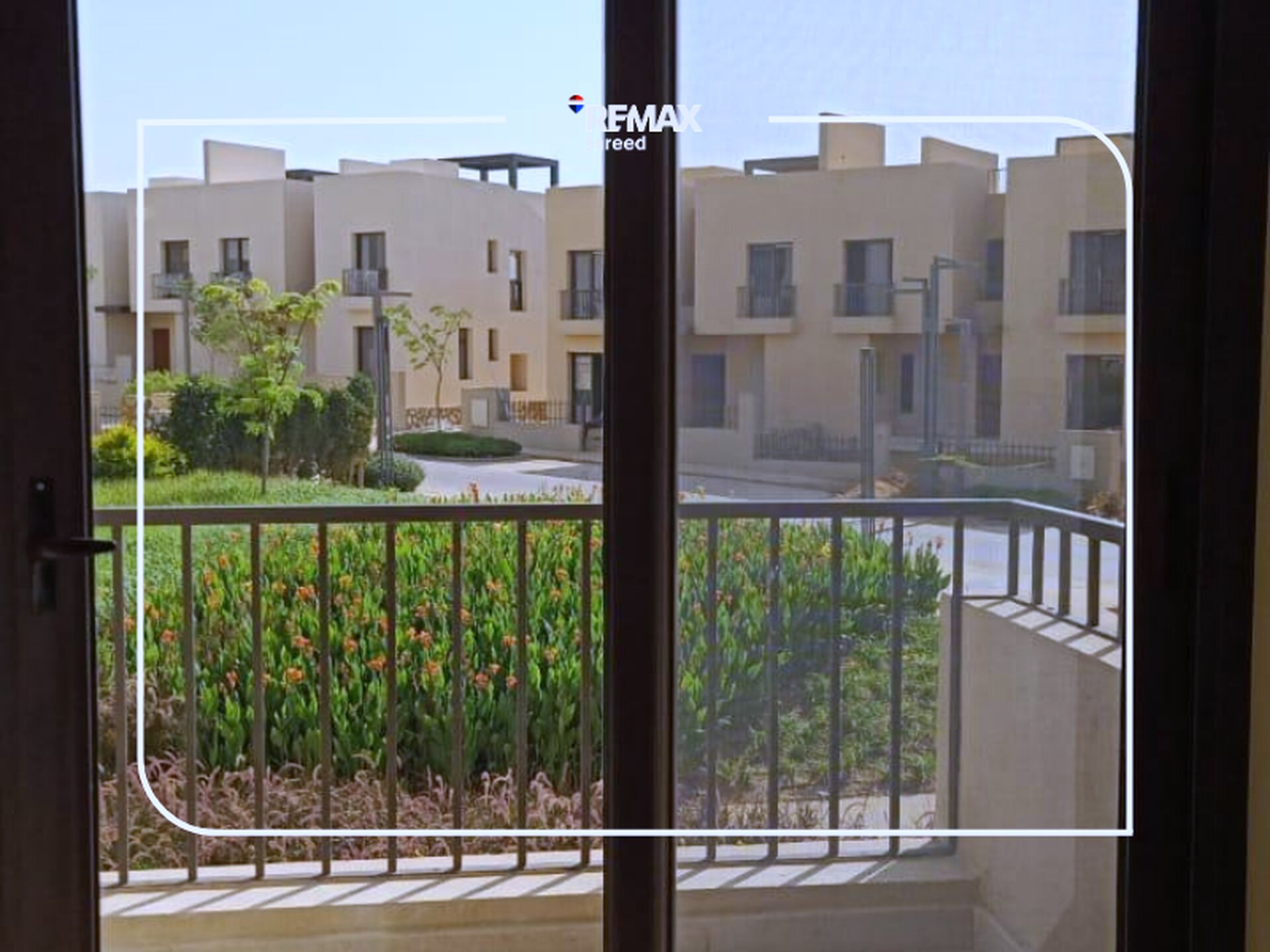 Townhouse for rent in O West Orascom Compound, prime location — صورة 4