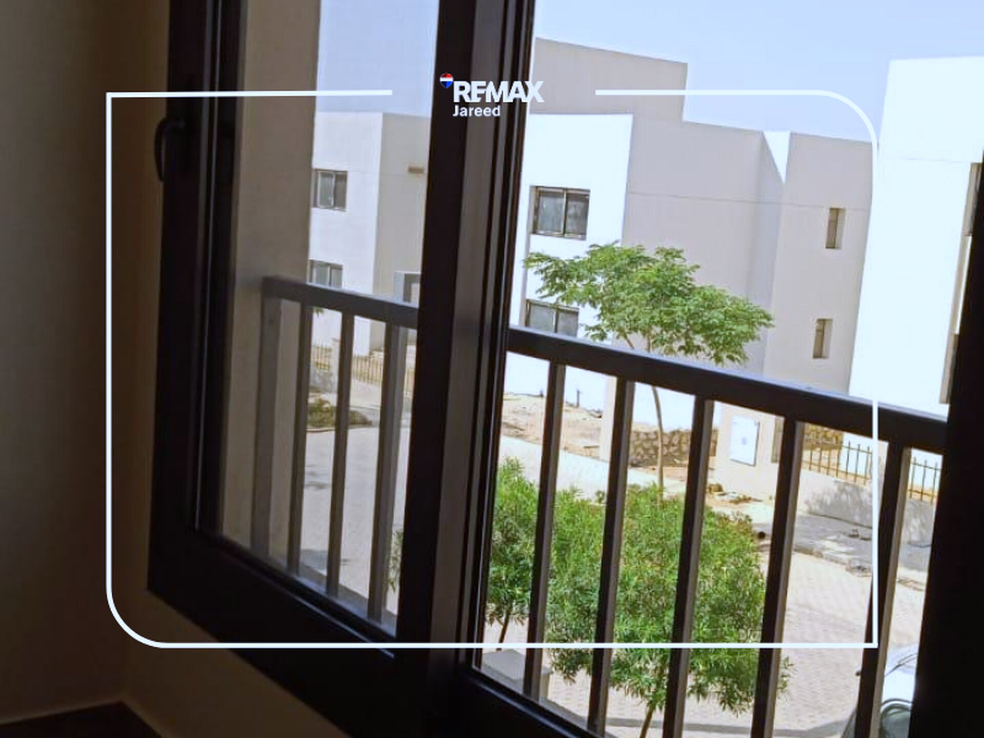 Townhouse for rent in O West Orascom Compound, prime location — صورة 5