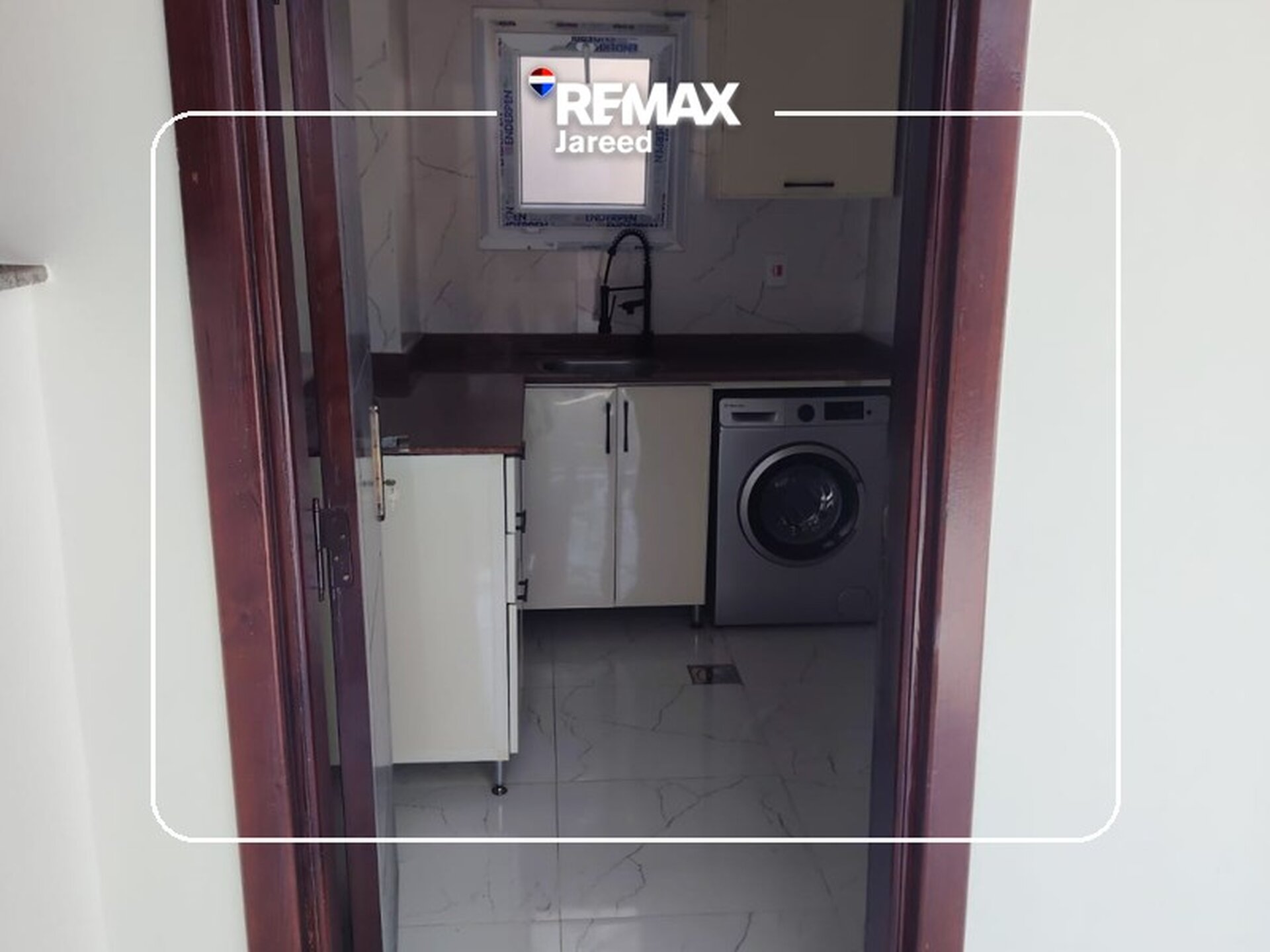 Studio for rent in Zayed Regency - صورة 13