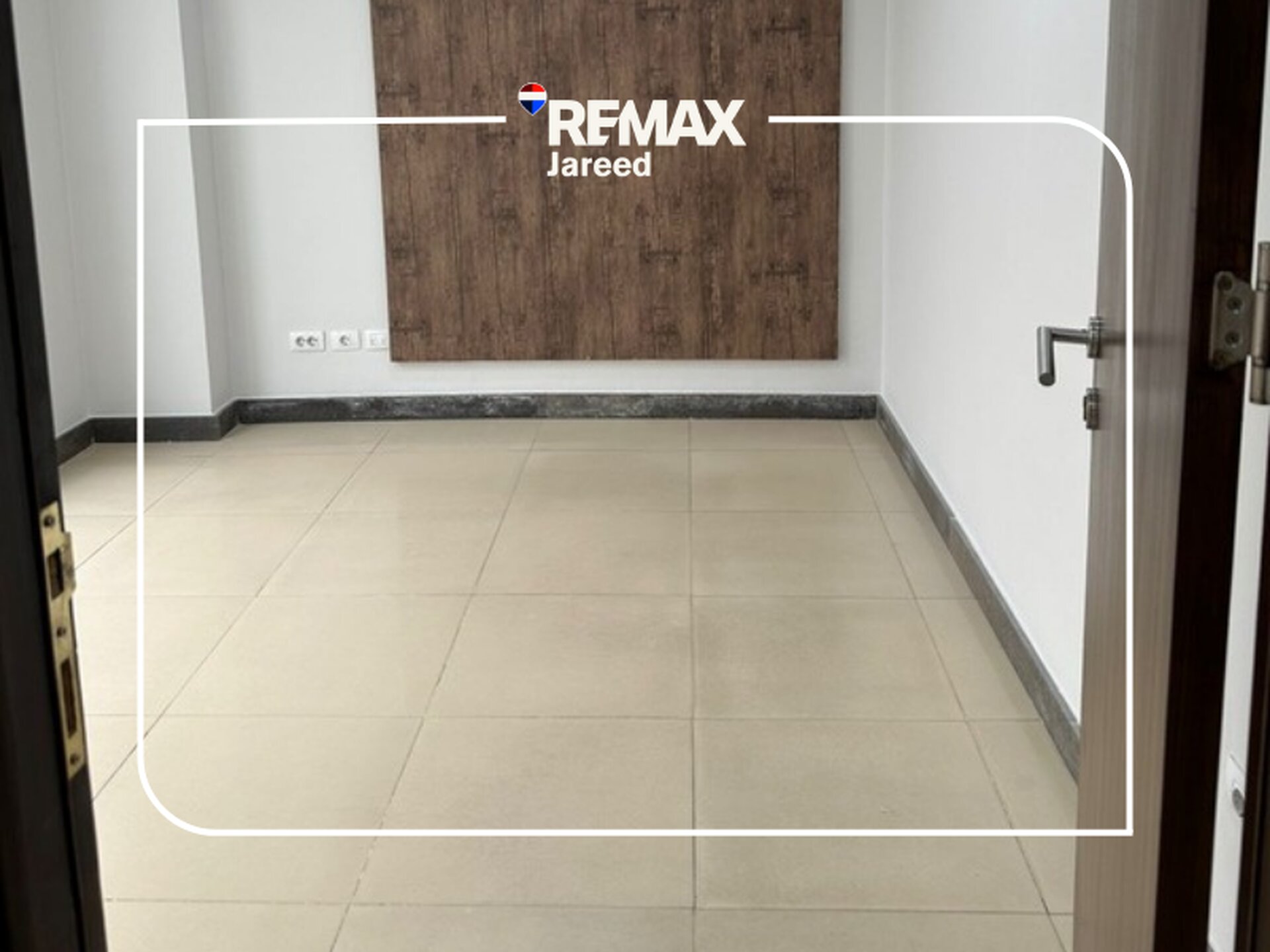 CLINIC OR OFFICE IN TRIVIUM MALL SHEIKH ZAYED — صورة 7