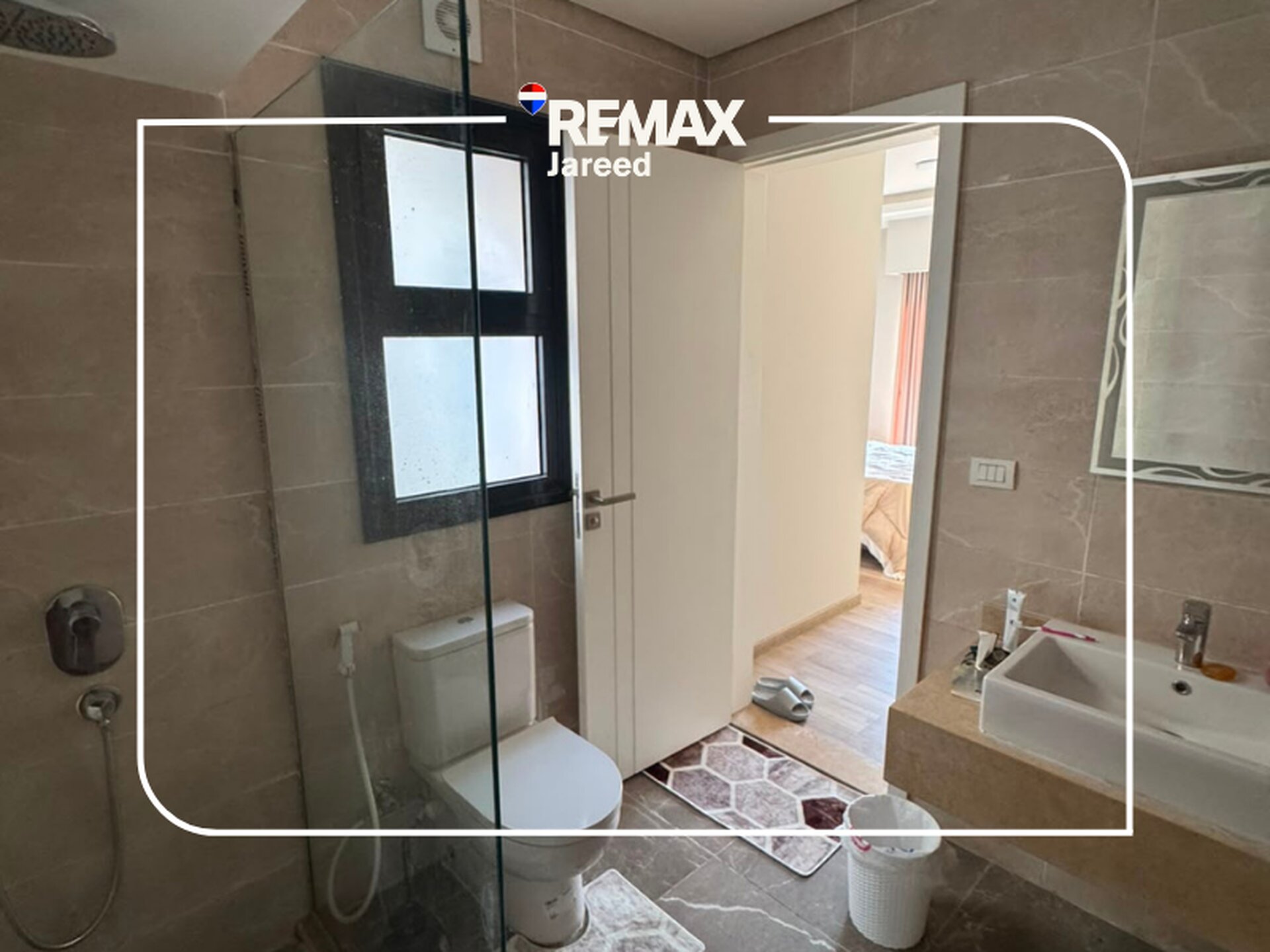 Fully furnished Apartment in Village west — صورة 3