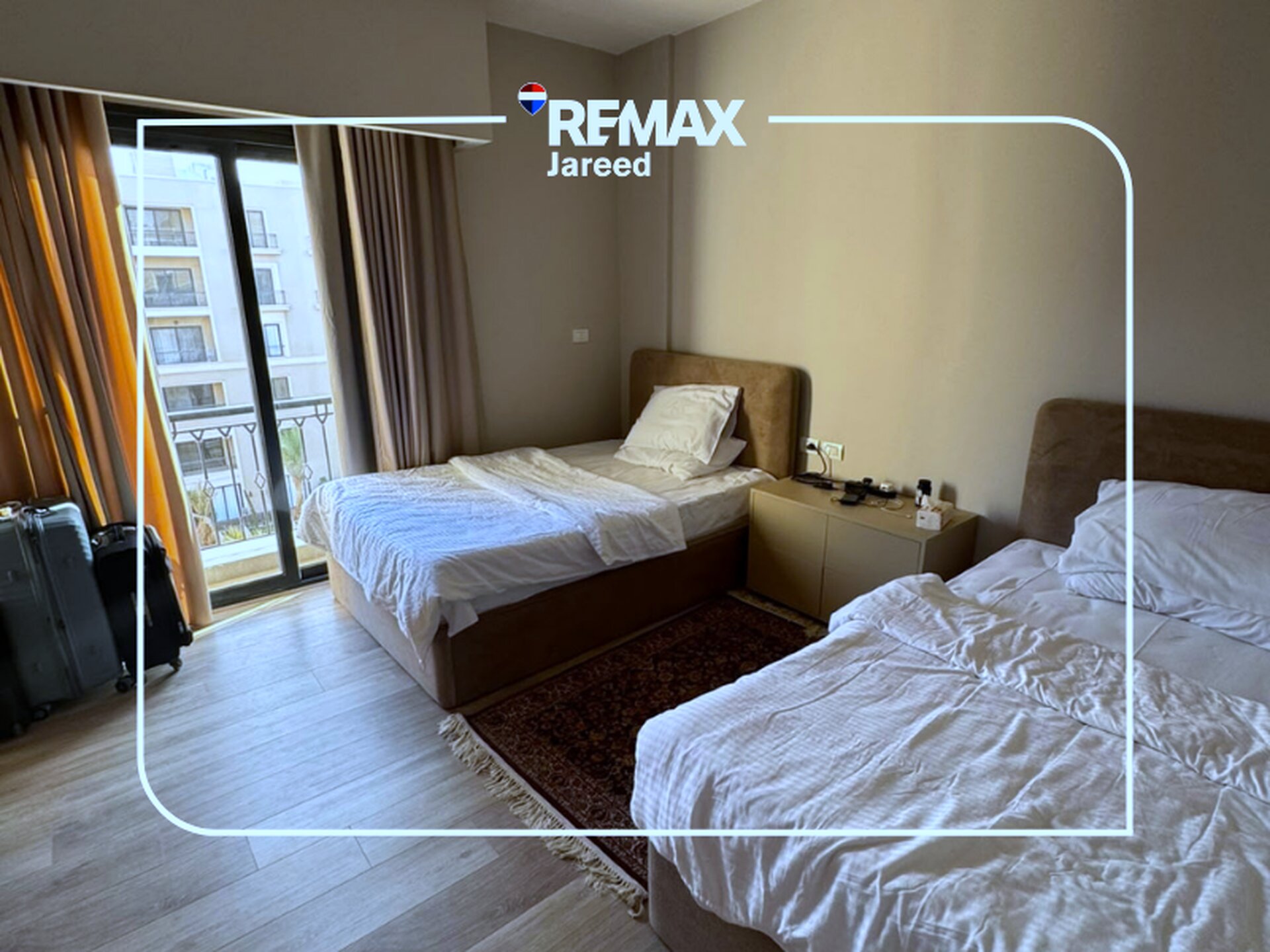 Fully furnished Apartment in Village west — صورة 8