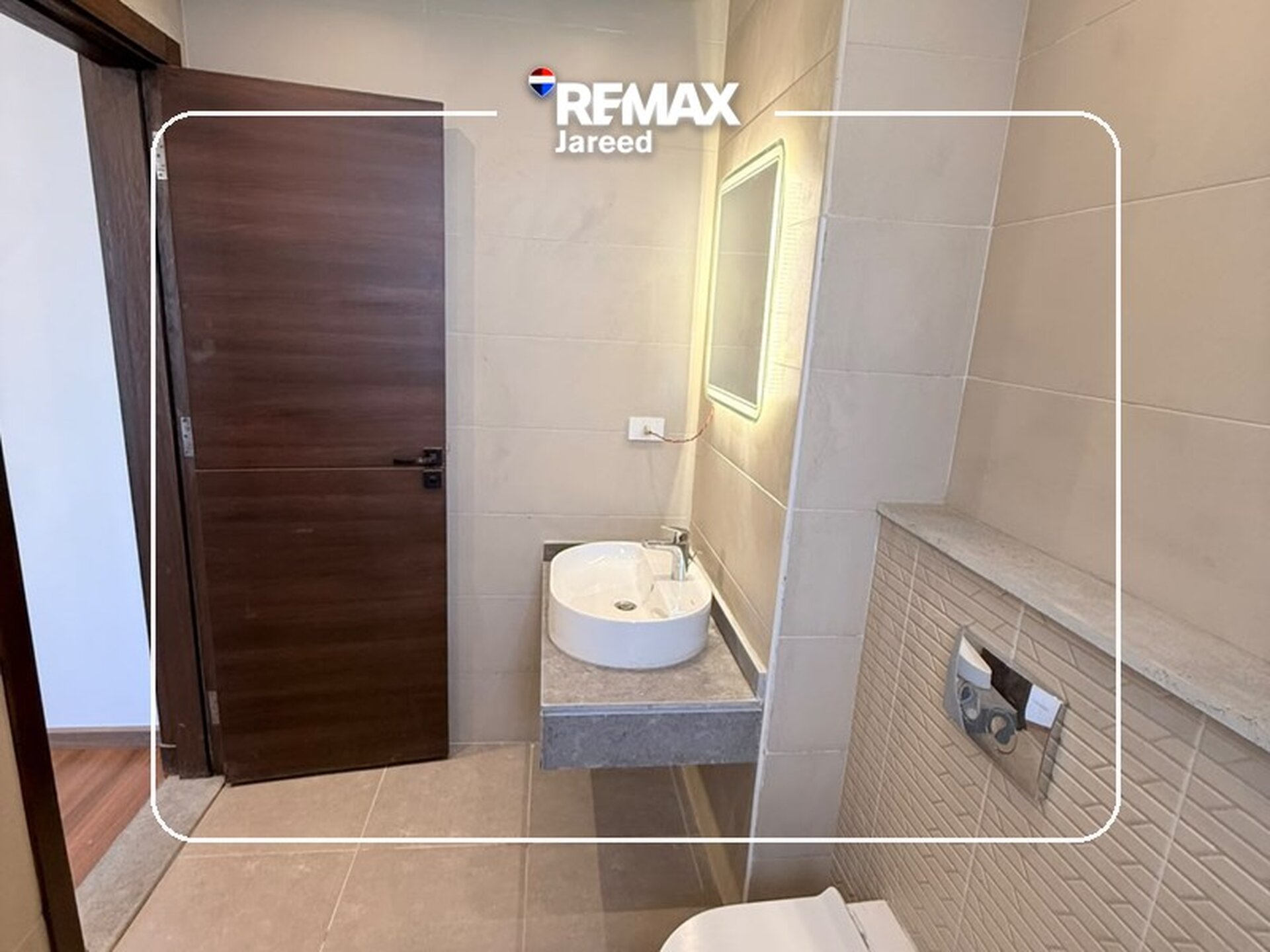 Fully furnished two bedrooms penthouse in Badya palm Hills - صورة 3