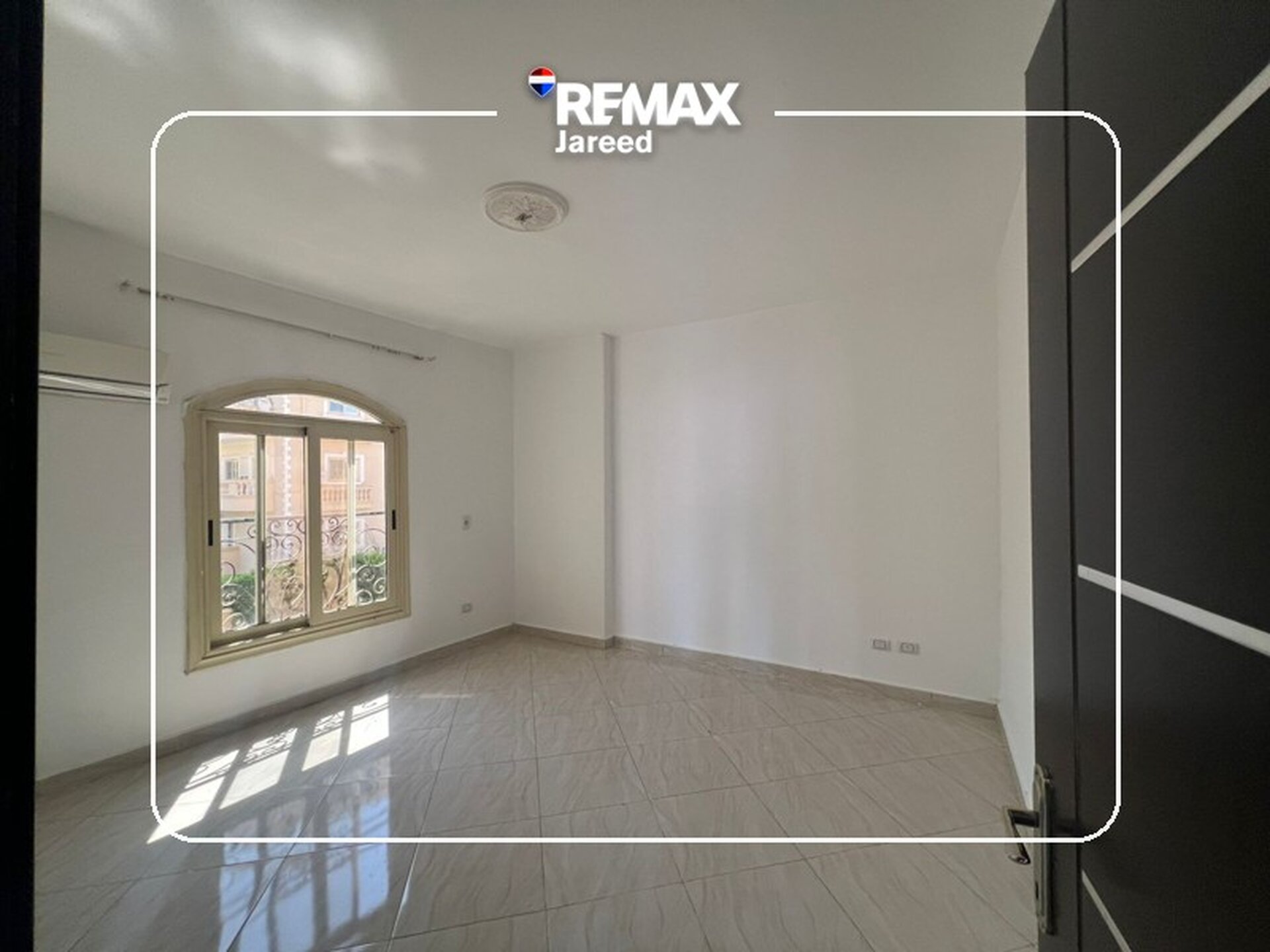 Apartment for rent in beverly hills - صورة 17
