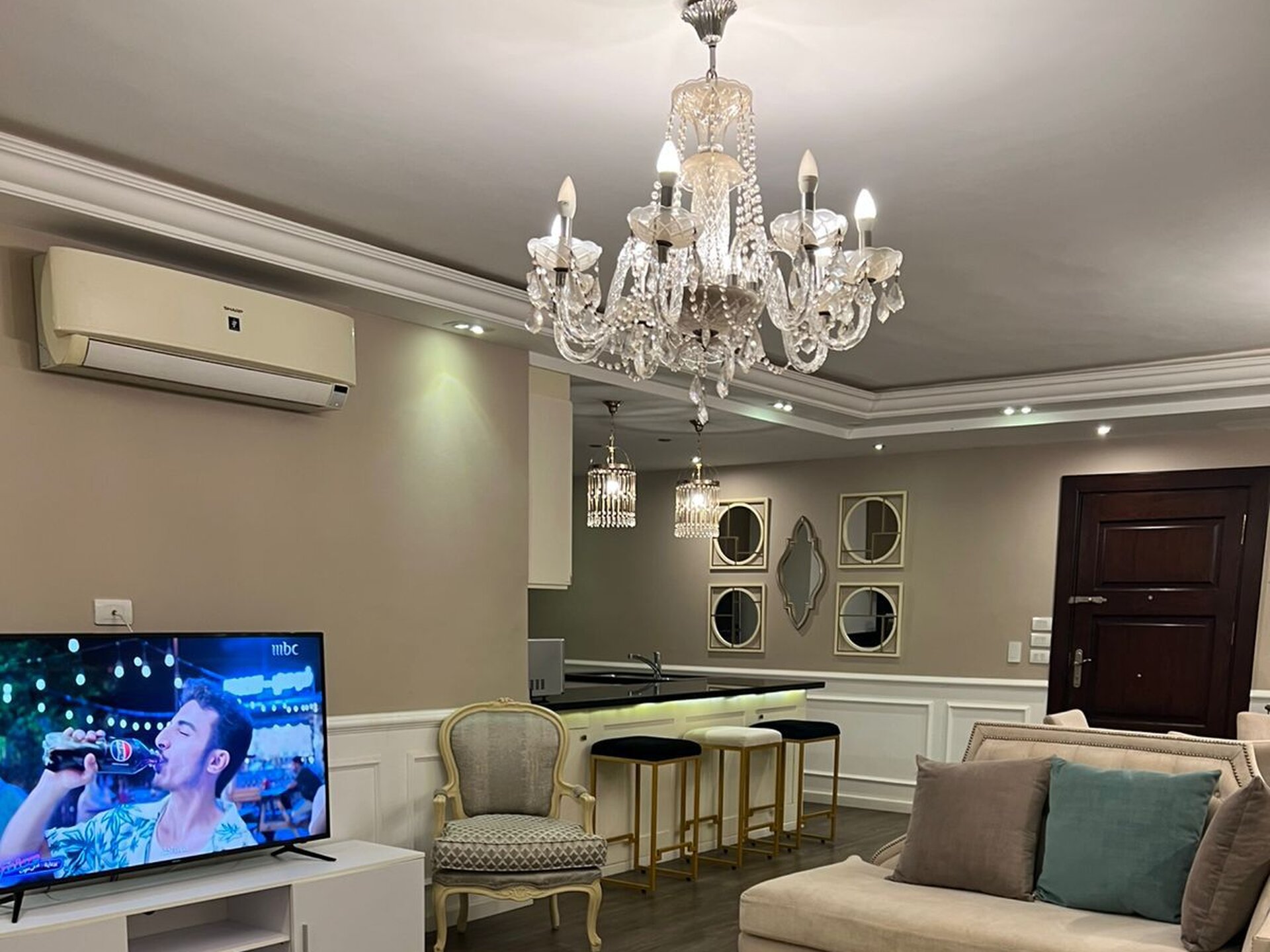 fully furnished apartment for rent  in beverly hills shikh zayed — صورة 7