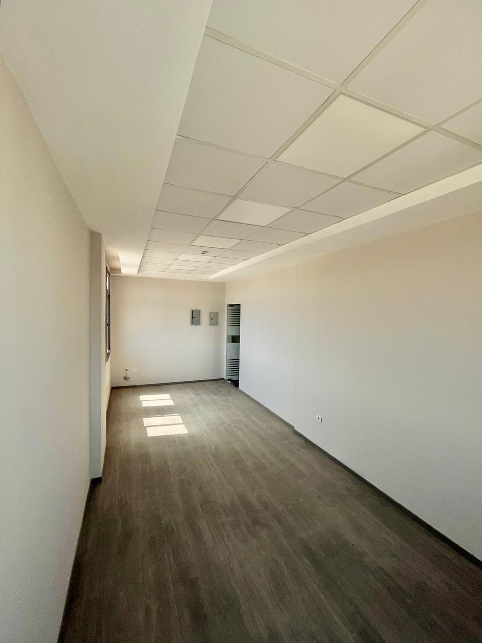 clinic for rent in west park — صورة 12