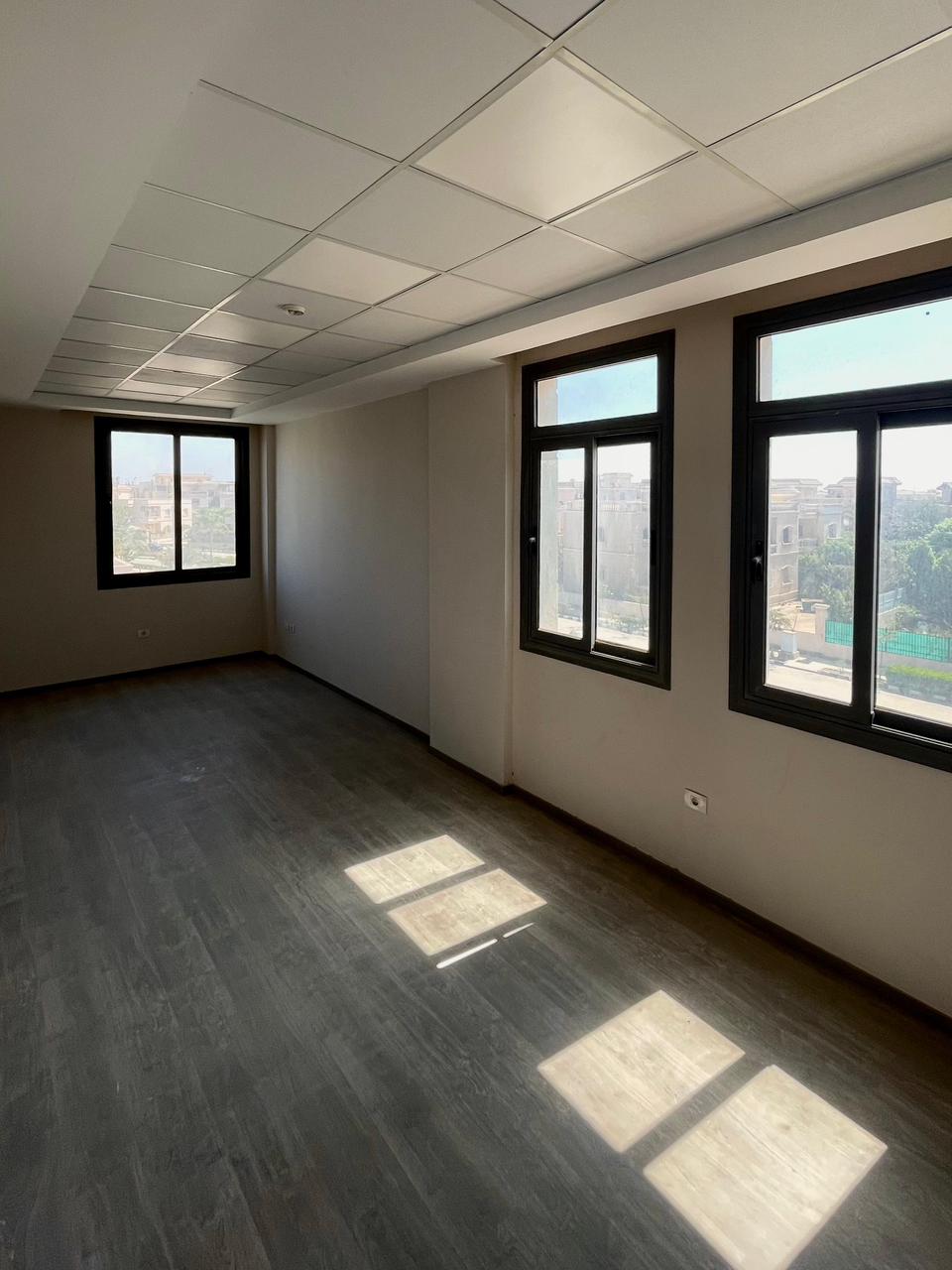 clinic for rent in west park — صورة 7