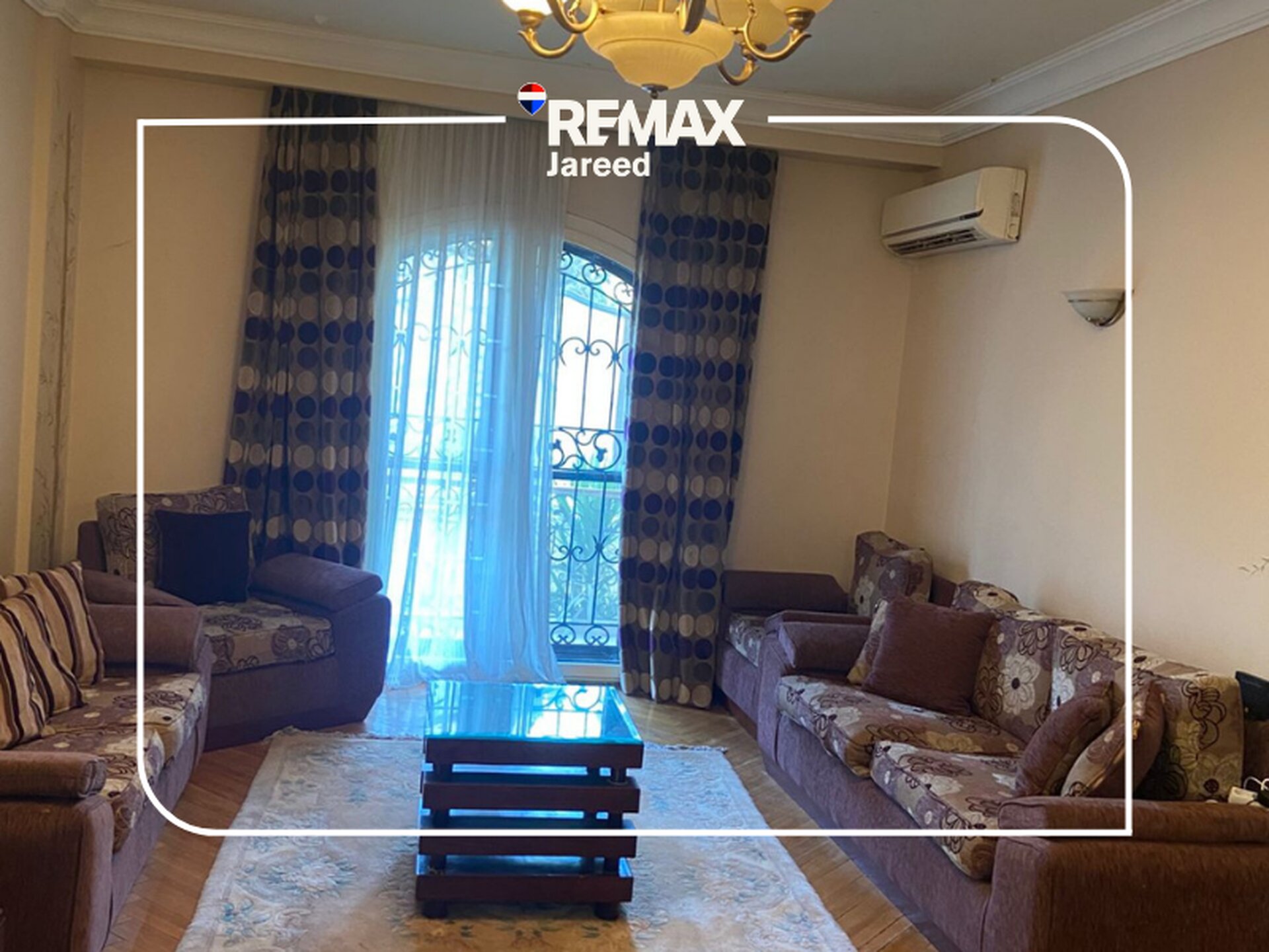 للايجار شقه ارضي داخل فيلا راقية في غرب سوميد 6 اكتوبر مساحه 300 متر| 3 غرف نوم | 3 حمامات | فرش راقي بالكامل | 40,000 جنيه شهريًا - صورة 28
