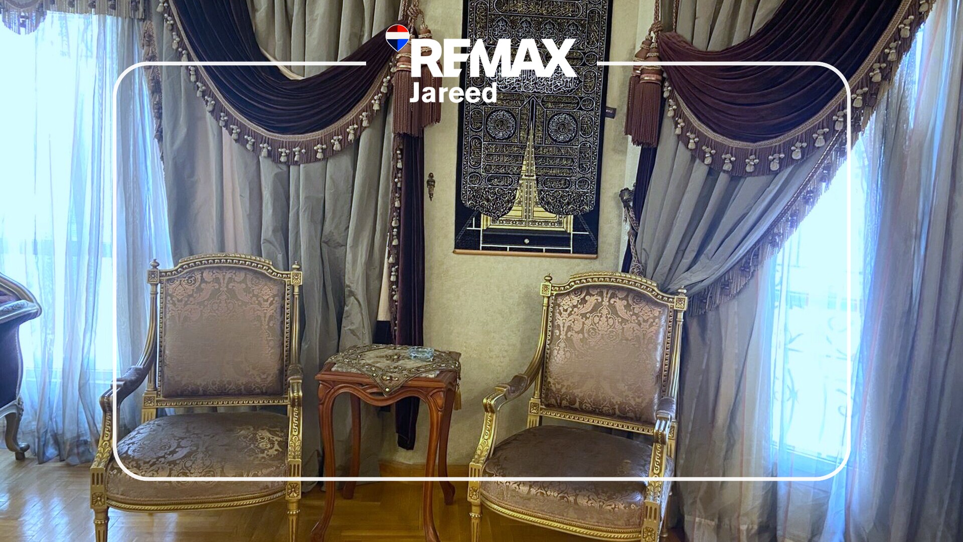 للايجار شقه ارضي داخل فيلا راقية في غرب سوميد 6 اكتوبر مساحه 300 متر| 3 غرف نوم | 3 حمامات | فرش راقي بالكامل | 40,000 جنيه شهريًا - صورة 9