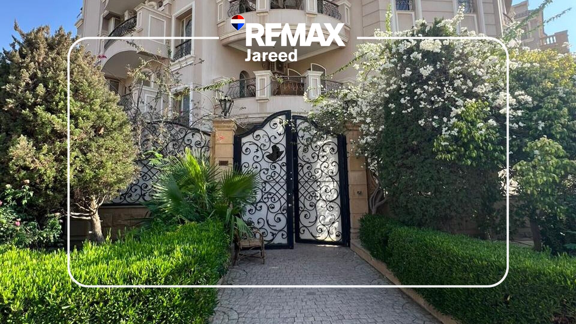 للايجار شقه دور اول داخل فيلا راقية في غرب سوميد 6 اكتوبر مساحه 300 متر| 3 غرف نوم | 3 حمامات | فرش راقي بالكامل | 40,000 جنيه شهريًا - صورة 15