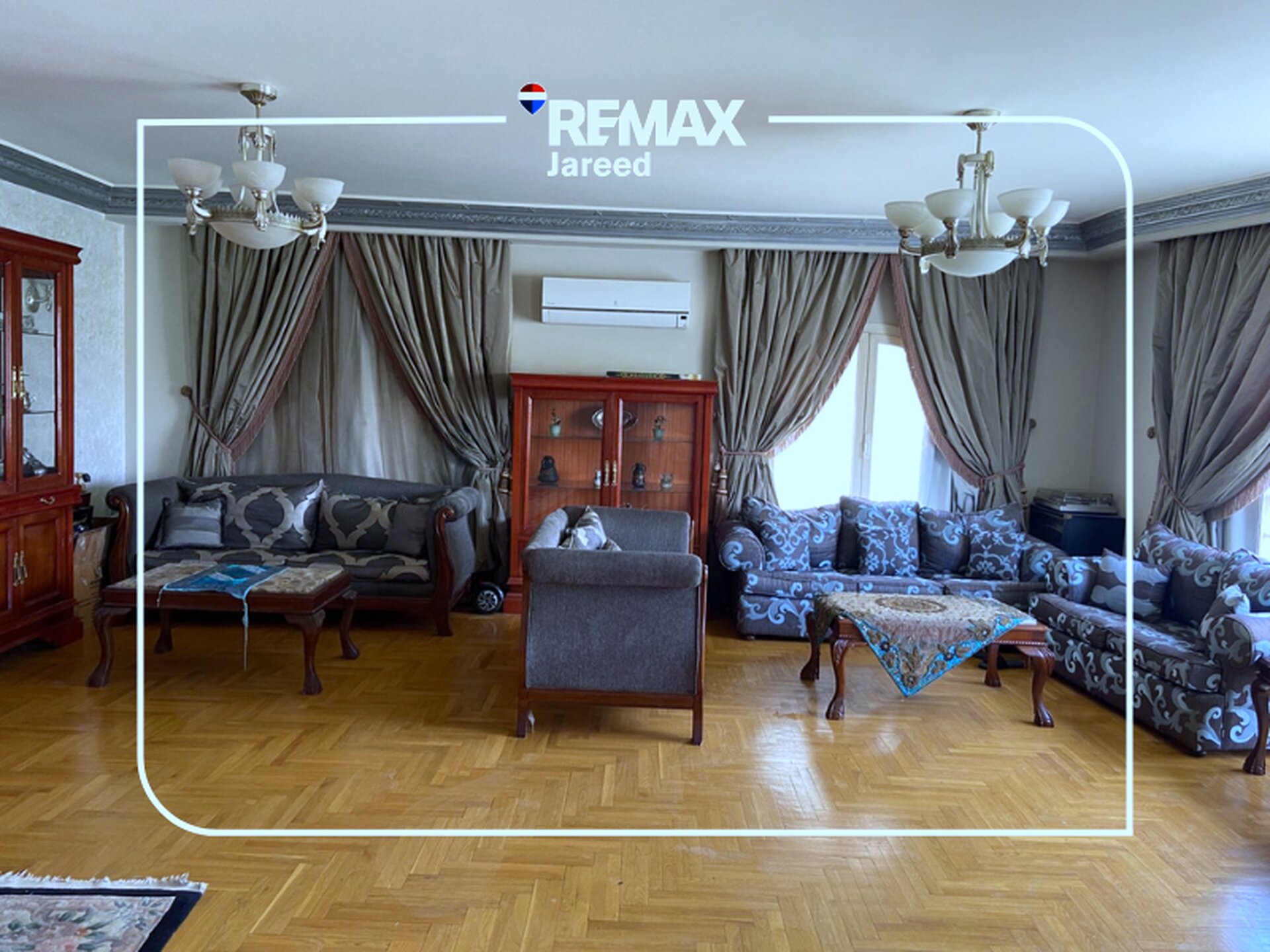 للايجار شقه دور اول داخل فيلا راقية في غرب سوميد 6 اكتوبر مساحه 300 متر| 3 غرف نوم | 3 حمامات | فرش راقي بالكامل | 40,000 جنيه شهريًا - صورة 30