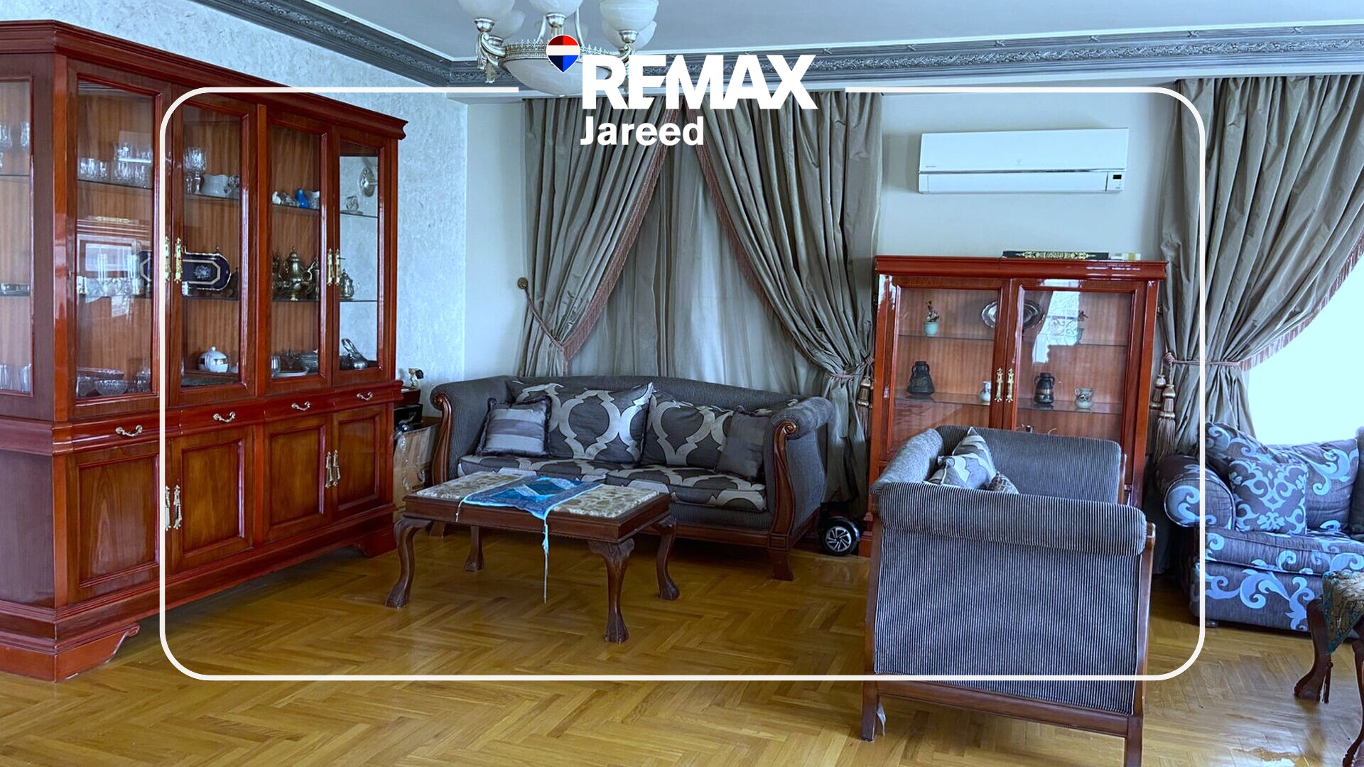 للايجار شقه داخل فيلا راقية في غرب سوميد 6 اكتوبر مساحه 300 متر| 3 غرف نوم | 3 حمامات | فرش راقي بالكامل | 40,000 جنيه شهريًا - صورة 24