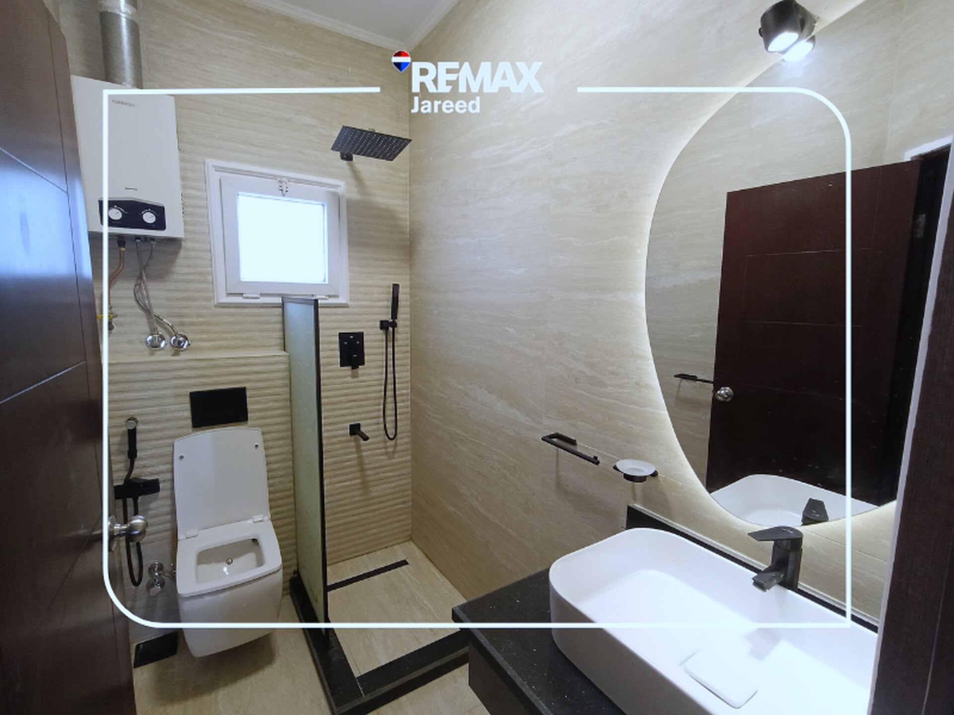 Fully furnished townhouse 200 SQM - صورة 13
