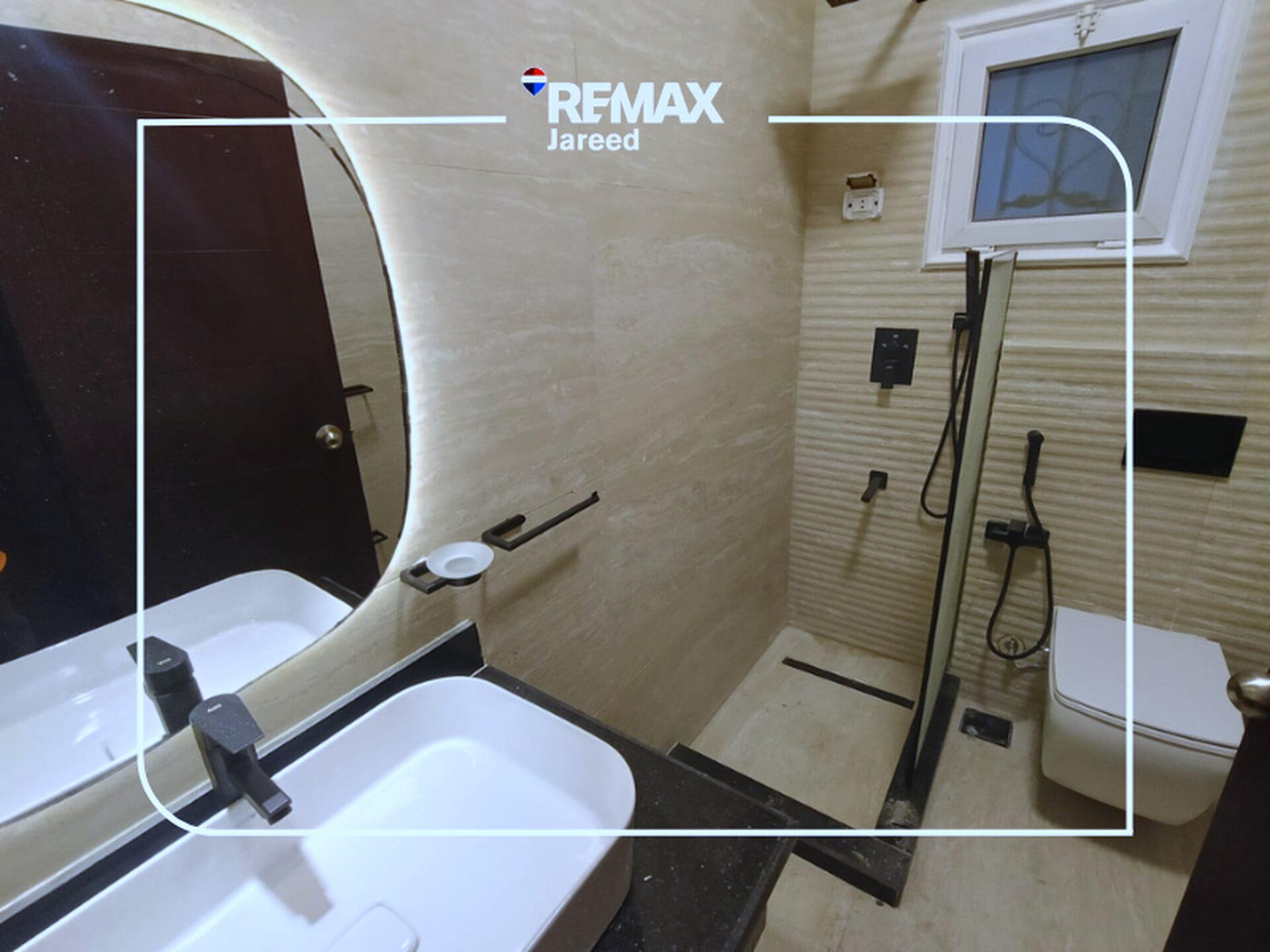 Fully furnished townhouse 200 SQM - صورة 17