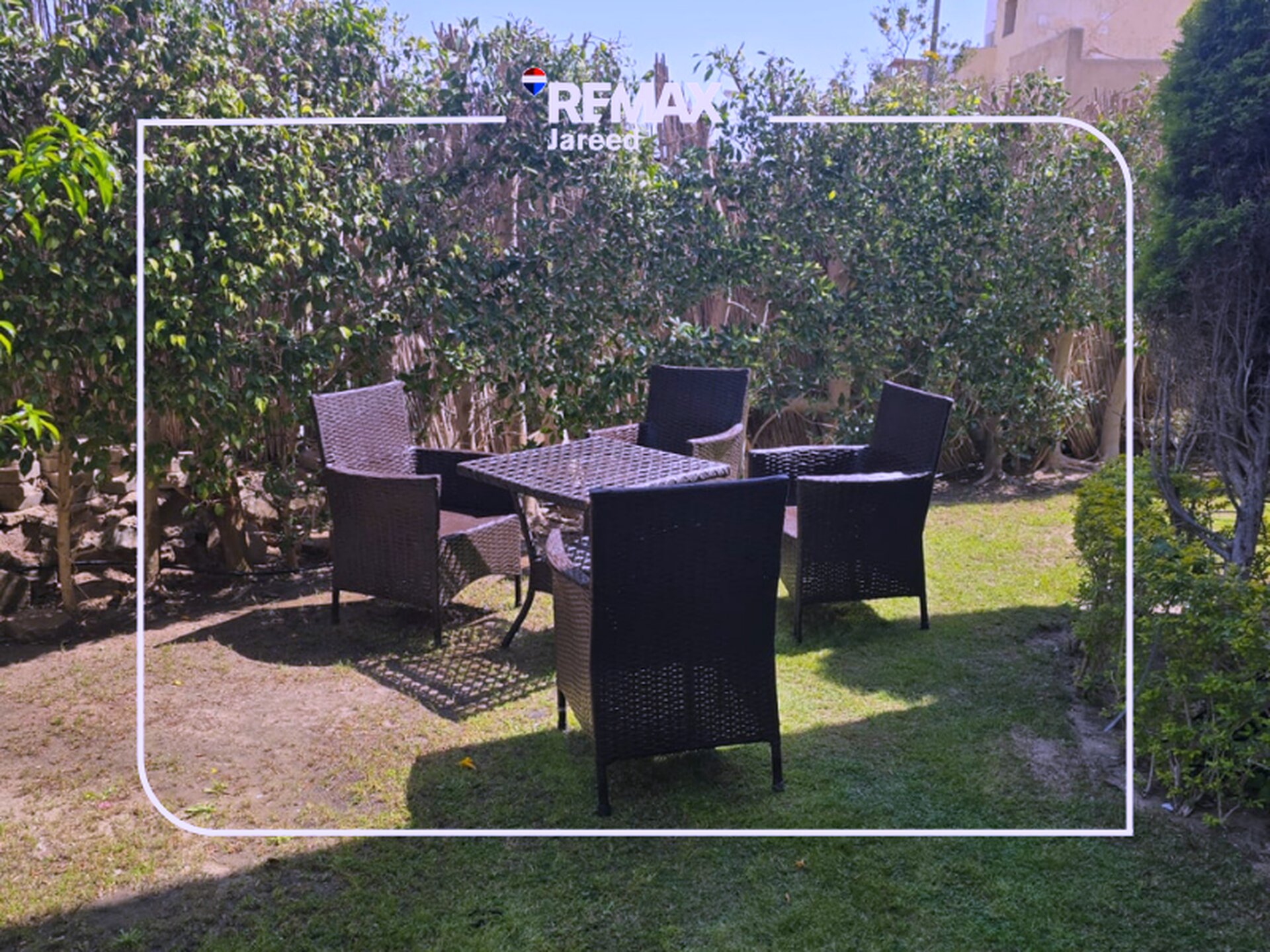 Fully furnished townhouse 200 SQM - صورة 2