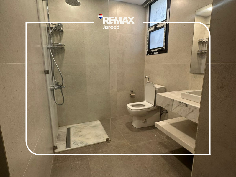 Duplex for rent in Westown - صورة 13