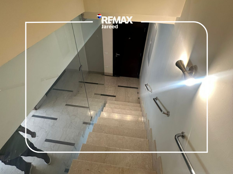 Duplex for rent in Westown - صورة 15