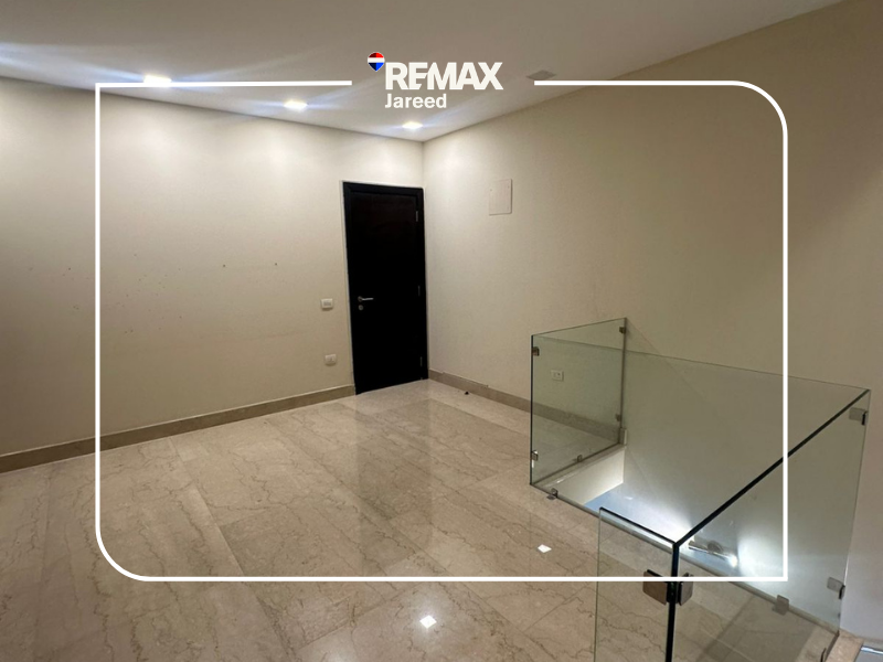 Duplex for rent in Westown - صورة 5