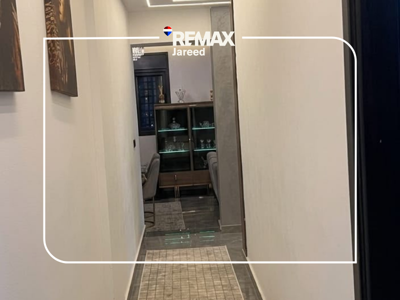 🌿 Luxury Furnished Apartment for Sale | District 8, Sheikh Zayed - صورة 6