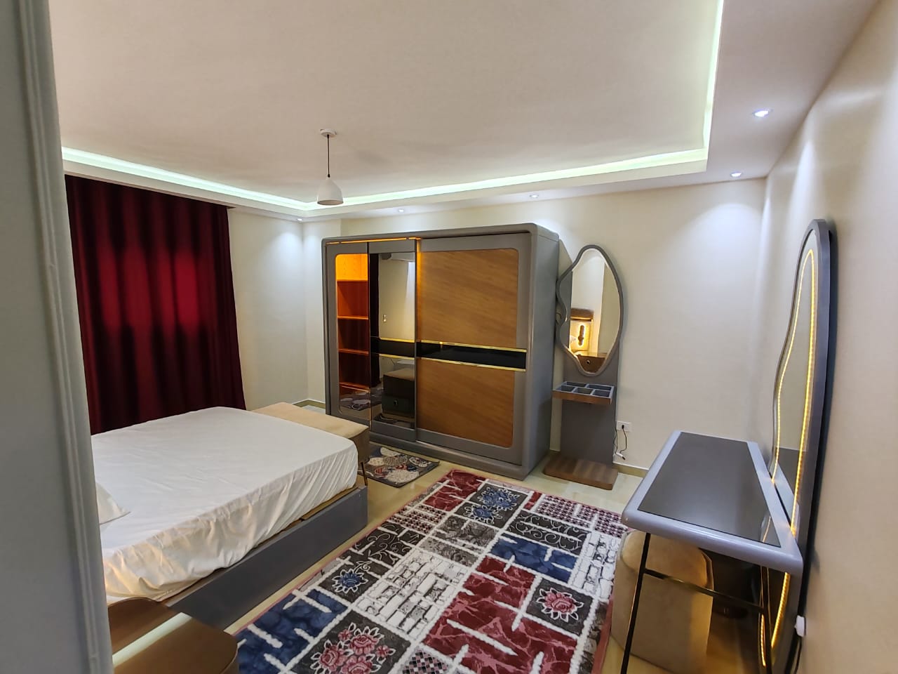Fully furnished Apartment 200 SQM - صورة 2