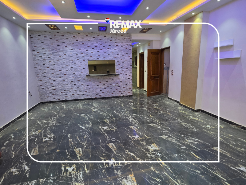 Fully Finished apartment  185 SQM with garden for sale - صورة 10
