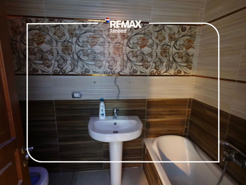 Fully Finished apartment  185 SQM with garden for sale - صورة 12