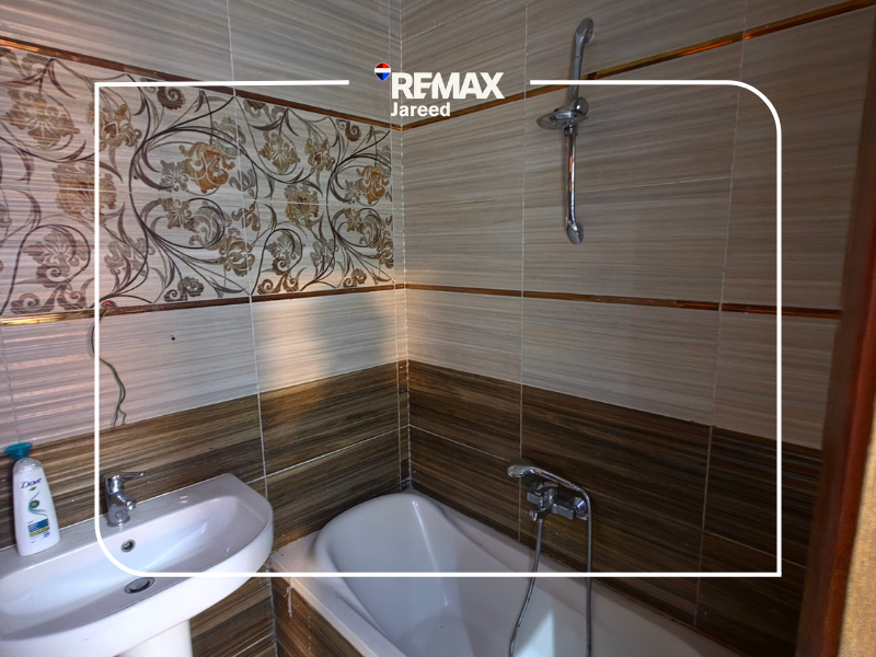 Fully Finished apartment  185 SQM with garden for sale - صورة 9