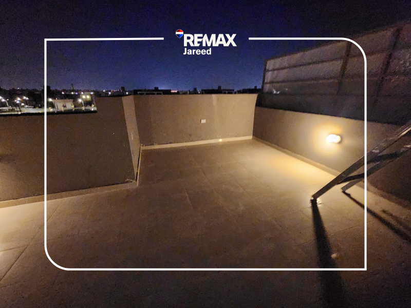 Fully finished townhouse 218 SQM - صورة 4