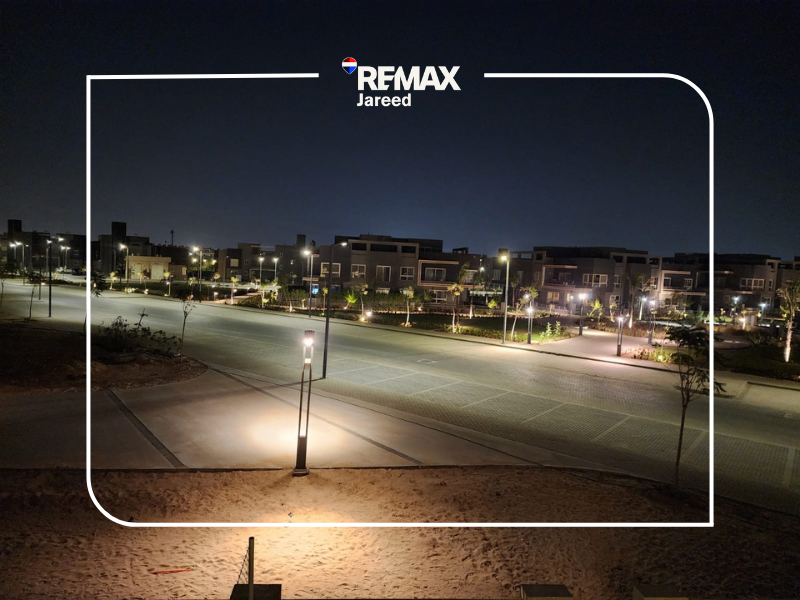 Fully finished townhouse 218 SQM - صورة 5
