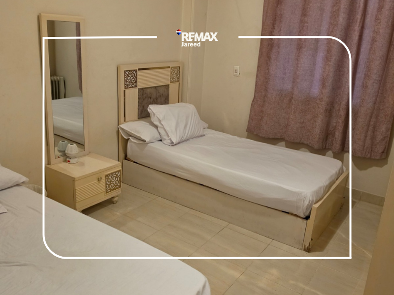 Fully Furnished Ground apartment with garden for rent - Photo 3