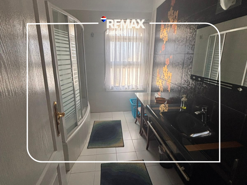 for Rent Luxury Furnished APARTMENT 130 M   – Green Heights Compound, 6th of October - صورة 7