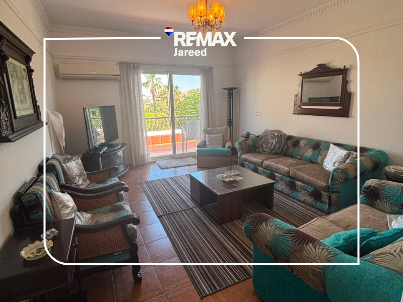 for Rent Luxury Furnished APARTMENT 130 M   – Green Heights Compound, 6th of October - صورة 9