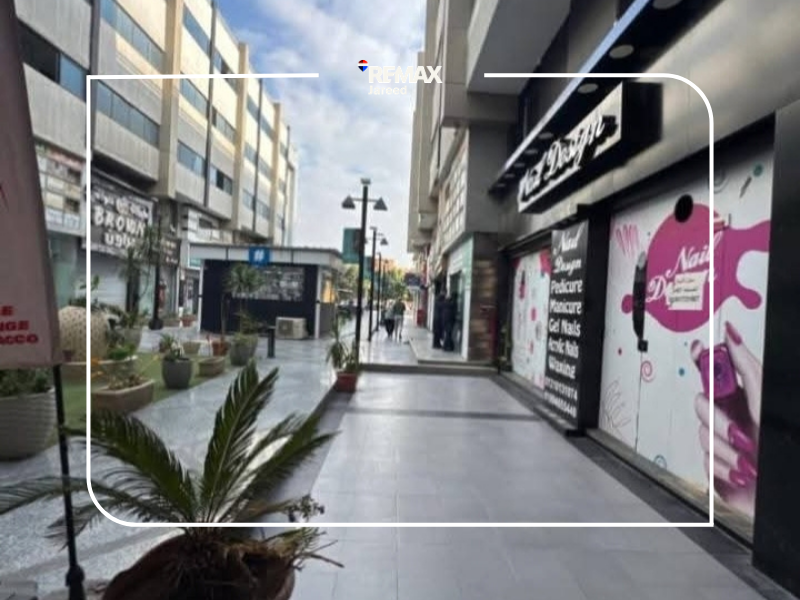 Shop for rent in Downtown Mall - Photo 11
