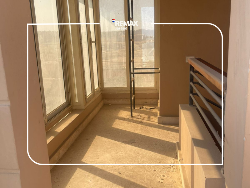 Luxury iVilla roof for sale  with a Premium Open View in Rios Compound - Photo 2