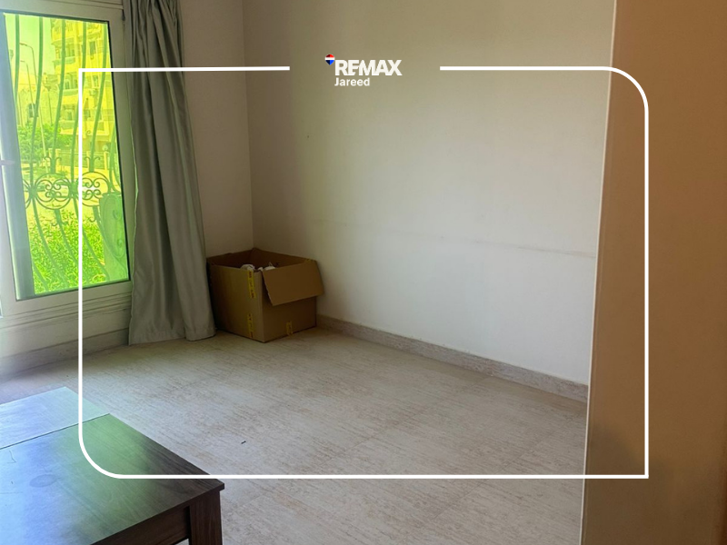 apartment with kitchen & AC  200 SQM District 8, Sheikh Zayed - صورة 19