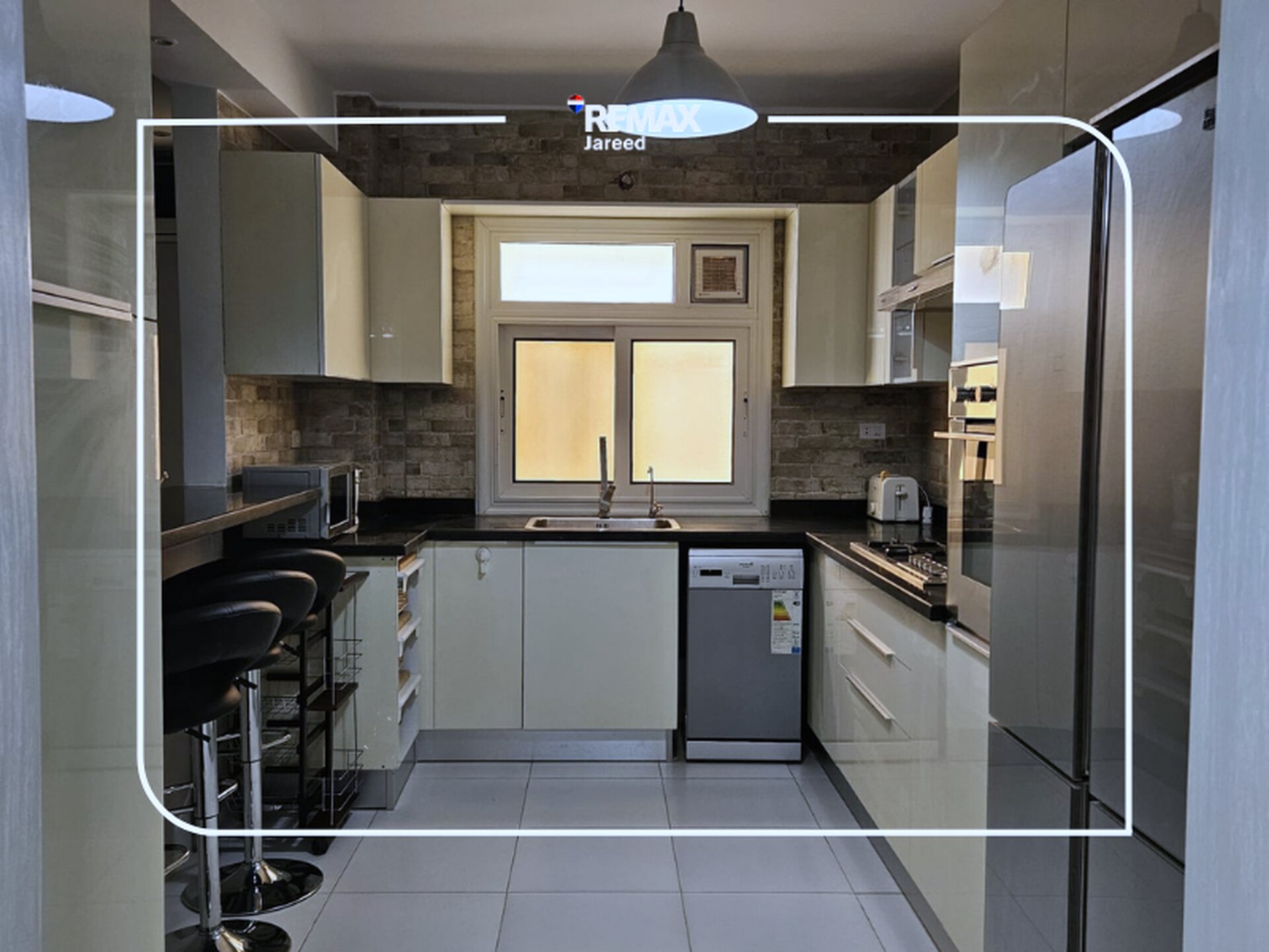 luxurious modern apartment for sale / 8th district shiekh zayed - صورة 17