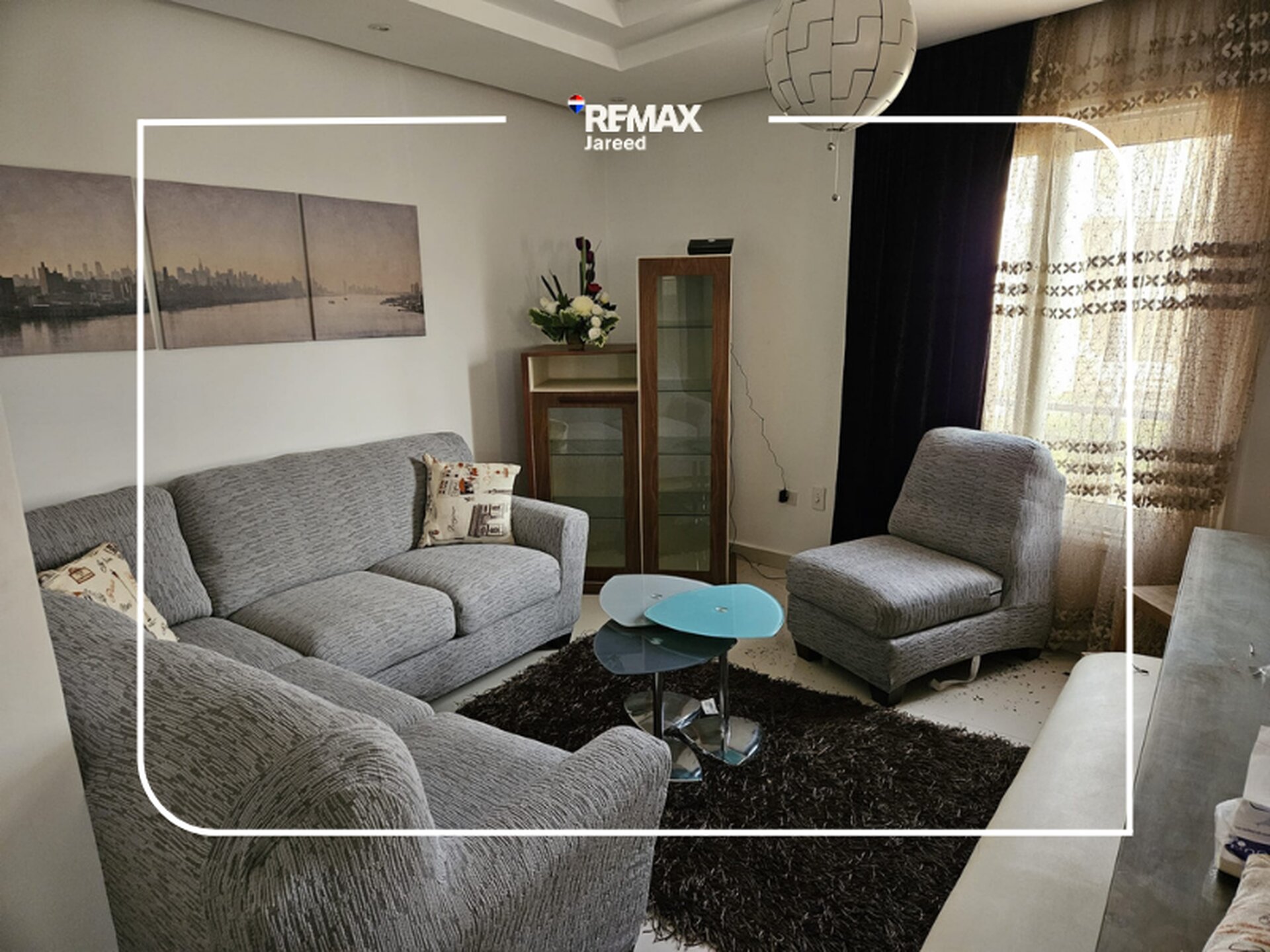 luxurious modern apartment for sale / 8th district shiekh zayed - صورة 18