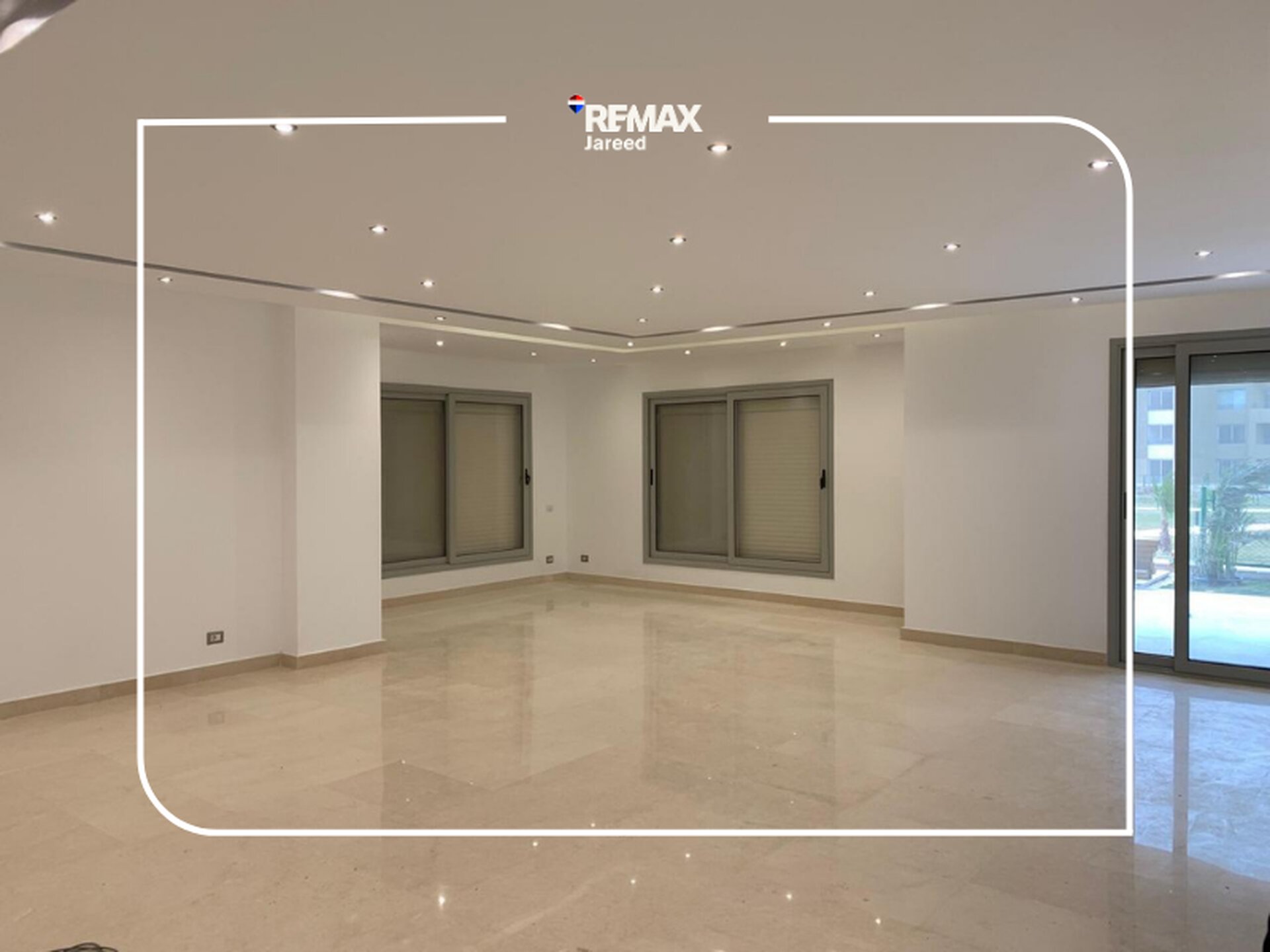 Fully finished ground apartment with kitchen and Acs and appliances in palm parks - صورة 18